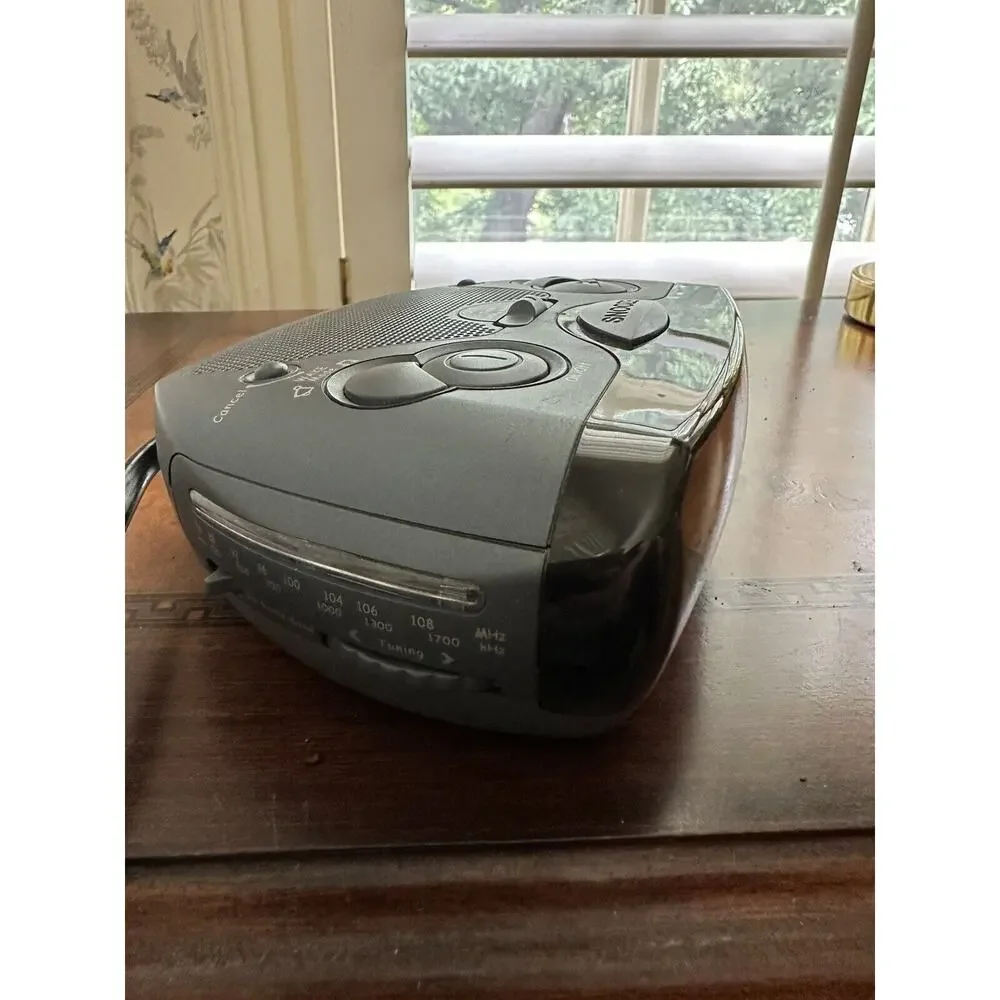 GE AM/FM Clock Radio Alarm Digital Clock and Wake Set 7-4837B - Tested & Works